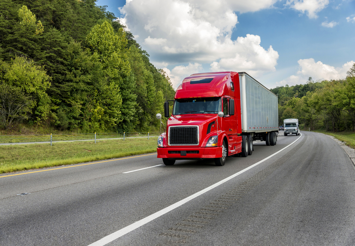 Can Trucks Drive in the Left Lane in Texas? | San Antonio, TX | George  Salinas Injury Lawyers